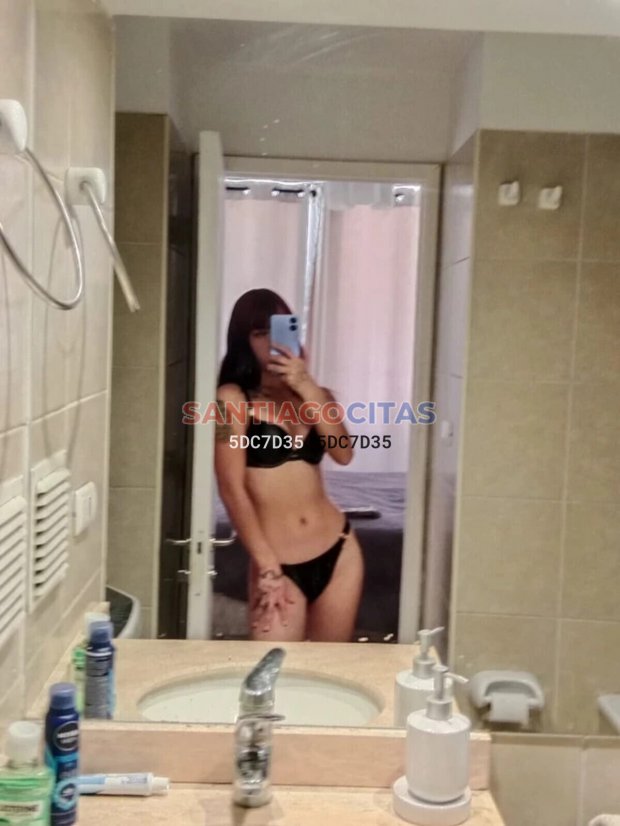 Valentina 986288481, Puta en Santiago